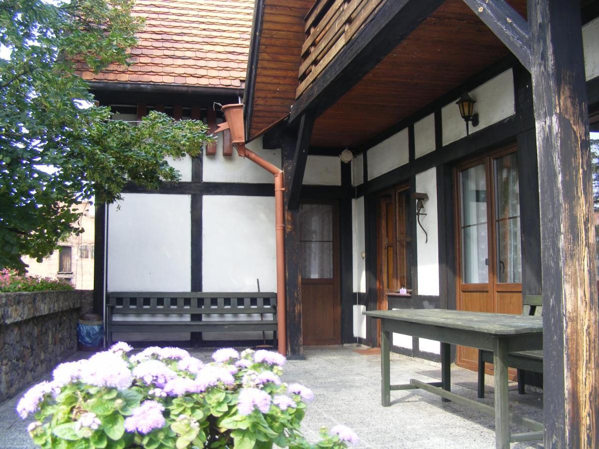 Hotelik Хелмно Экстерьер фото