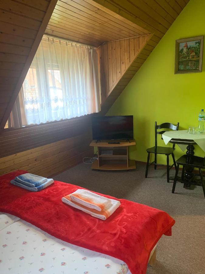 Hotelik Хелмно Экстерьер фото
